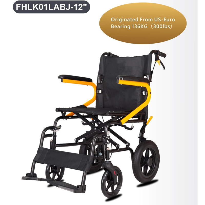 Nouvelle conception acier ultra-léger pliable portable bon marché Voyage médical Fauteuil roulant manuel pour adultes handicapés