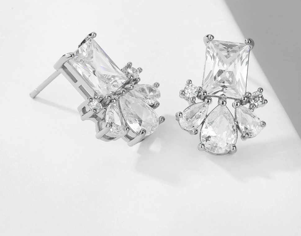 CZ Earring. Bridal Wedding CZ Earring Jewelry. Fashion Accessories