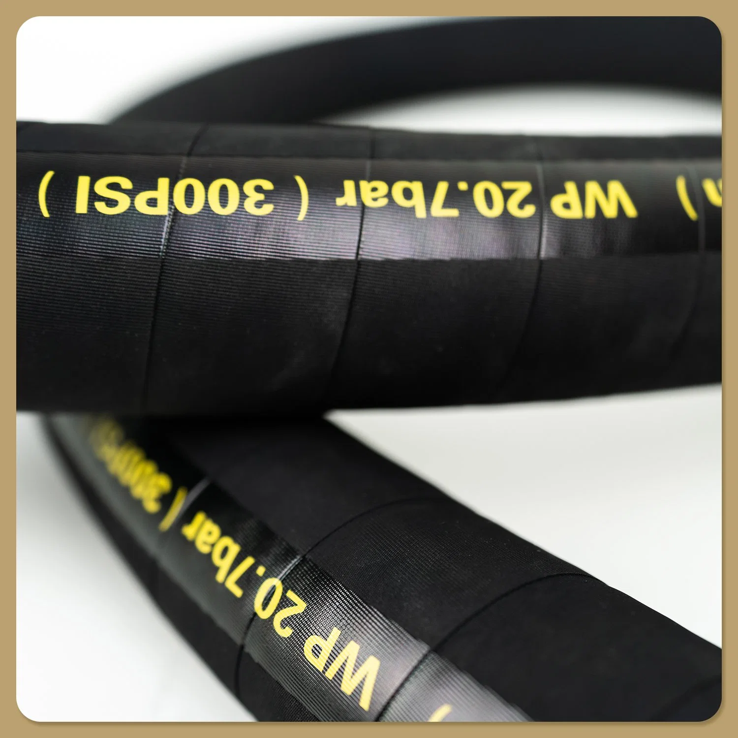 Rubber Hose for Oil/Fuel/Gasoline Delivery with Steel Wire Reinforcement and High Pressure