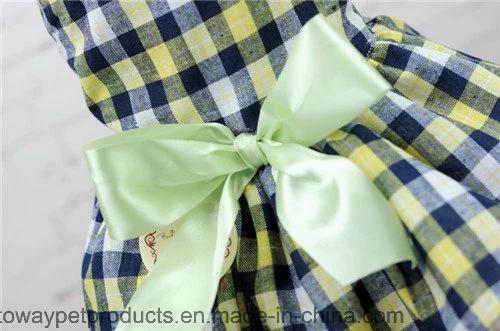 Mascota de cuadrícula de diseño de falda malla verde fresco Bowtie ropa perro