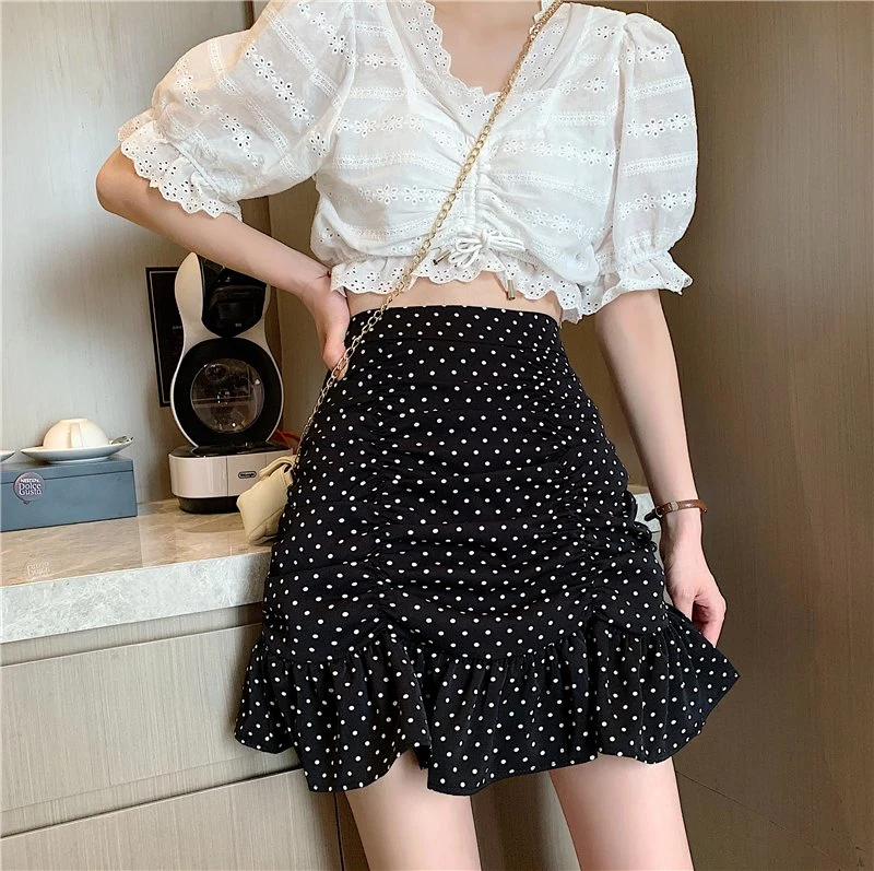 Customized Hot Sell Wholesale/Supplier New Design DOT Printing Pleated Laterals Irregular Hem Girl Skirt