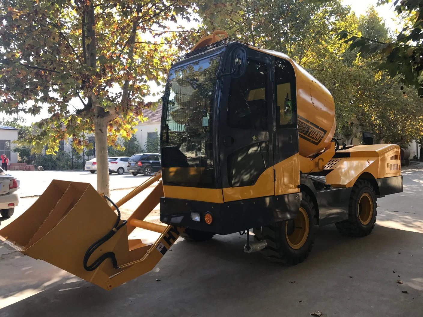 Función multiuso de carga/transporte/agitación/Lavado de coches 4.2 Cbm legítima la carga de camión Mezclador de concreto ready