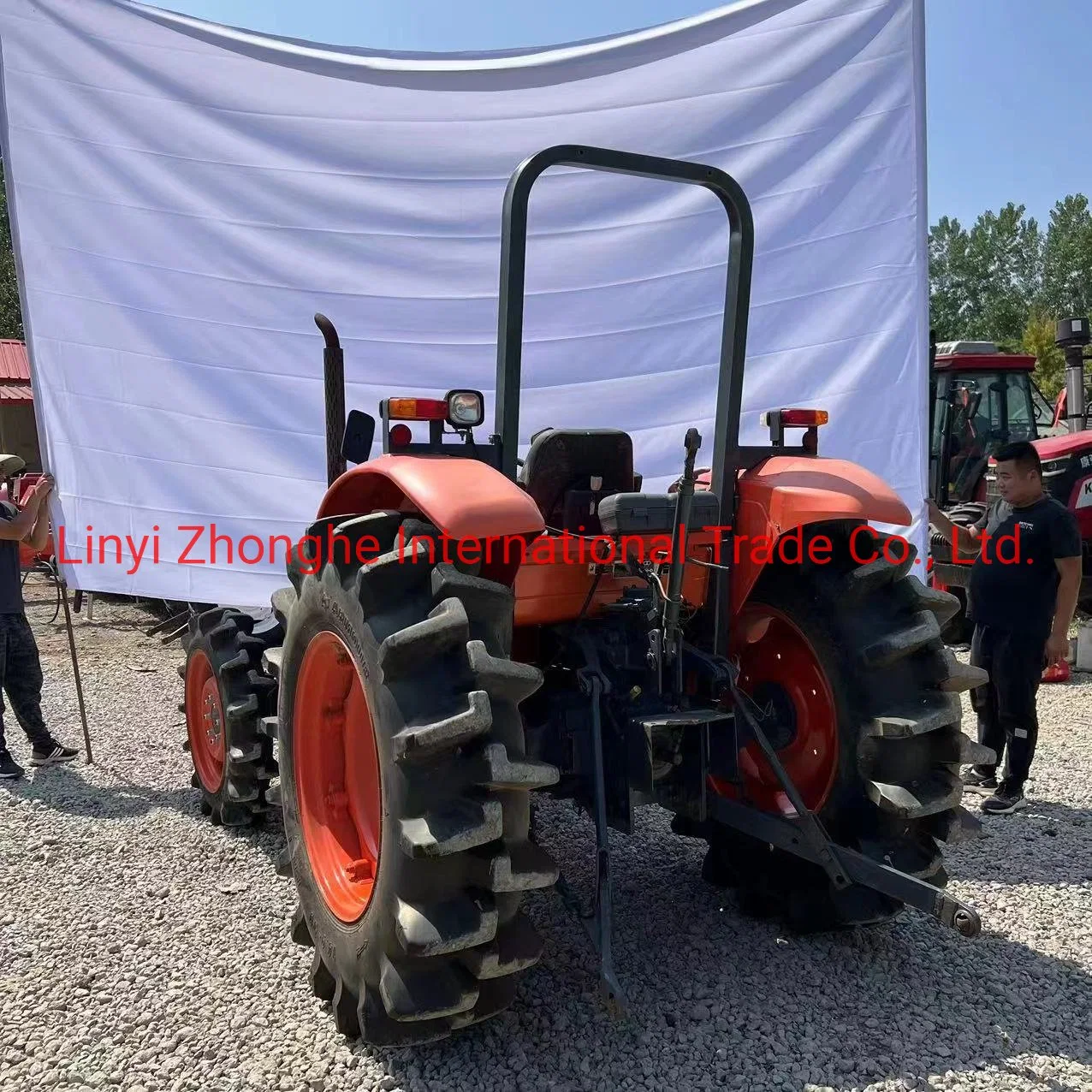 Kubota M704K tractores equipos agrícolas baratos buen estado