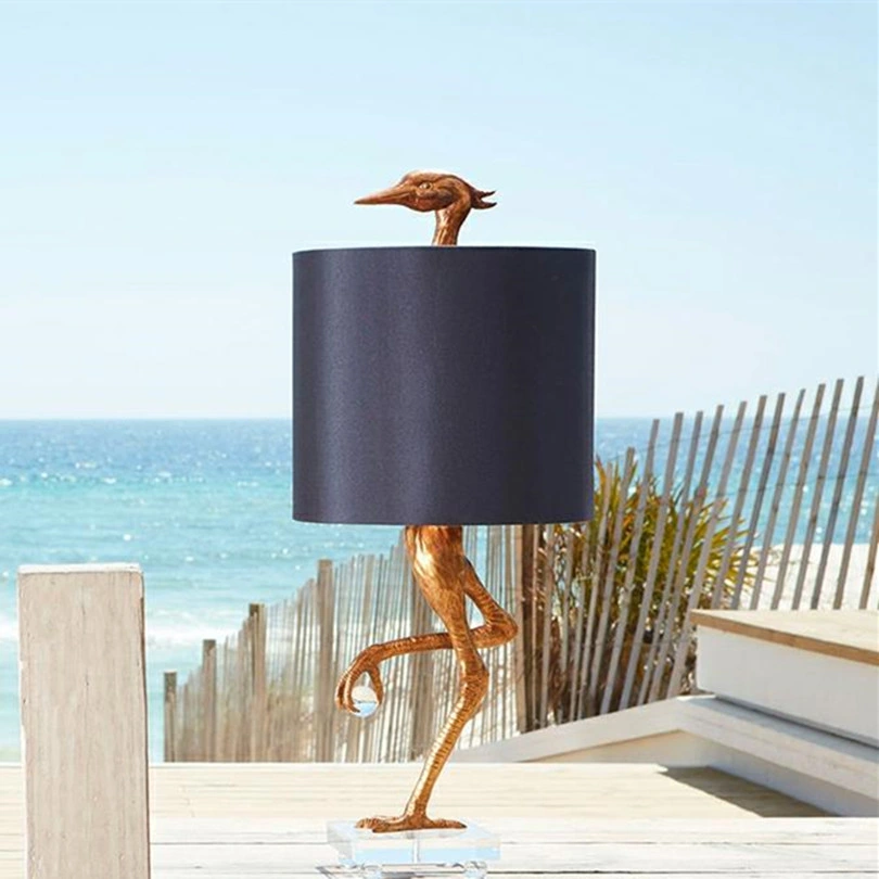 Creative Design Ostrich Shape Table Lamp American and Western Living Room Minimalist Desk Lamp (WH-MTB-45)