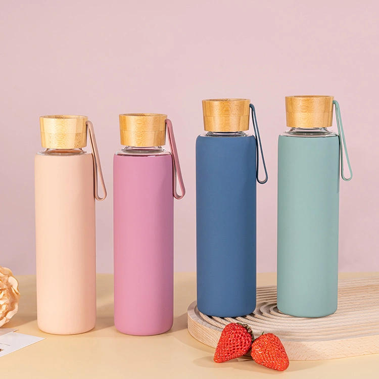 OEM ODM Bamboo Lid Glass Water Bottle with Silicone Sleeve