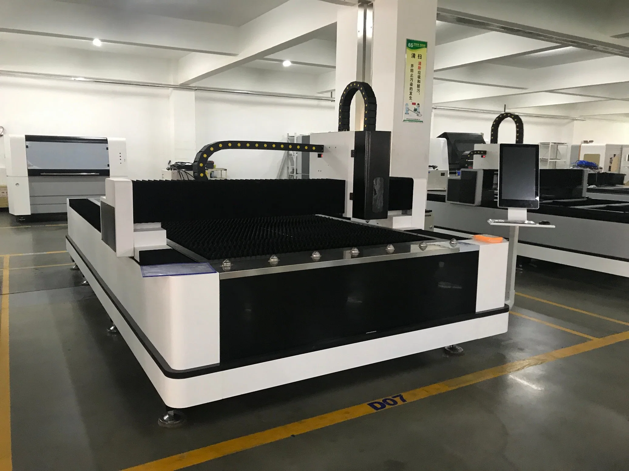 Flat Bed Metal Sheet Cutter Laser Type Cutting Machine Fiber 3015 Laser Metal Ctting Price 3 Years Warranty Lifetime Service