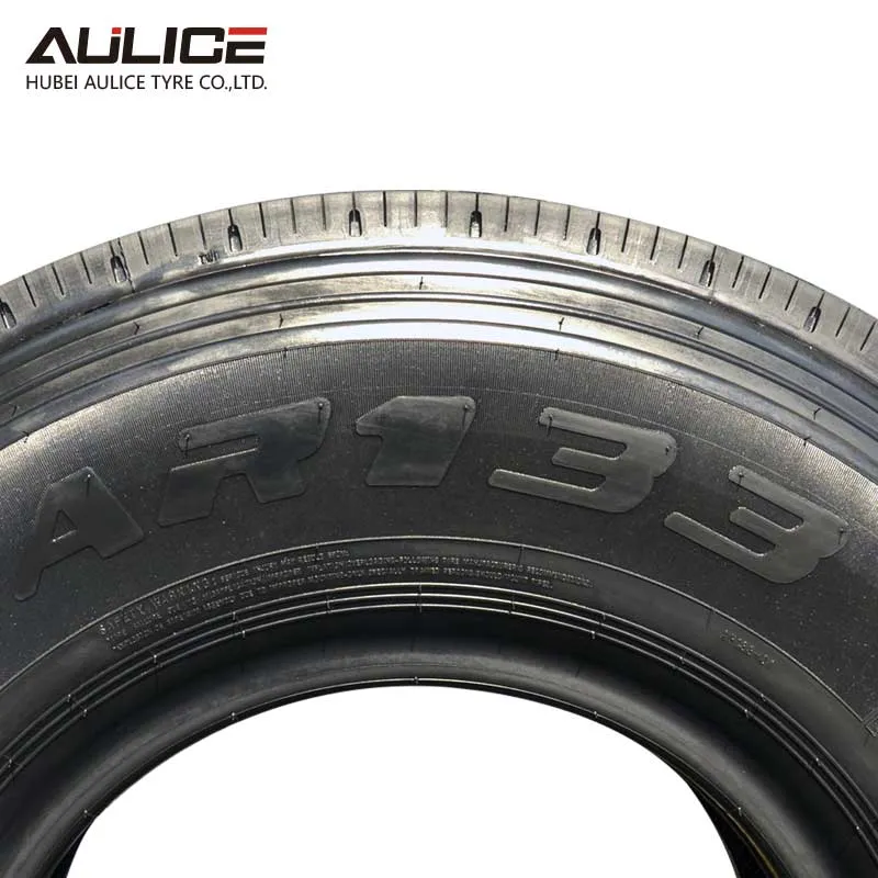 Four Lines Pattern 11.00R20 Truck and Bus Tyre  Used for All wheel position