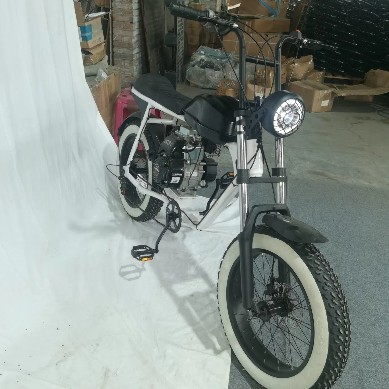Suspensão completa e económica Retro Vintage e Bike DiRT Mountain Bicicleta elétrica de pneu gordo