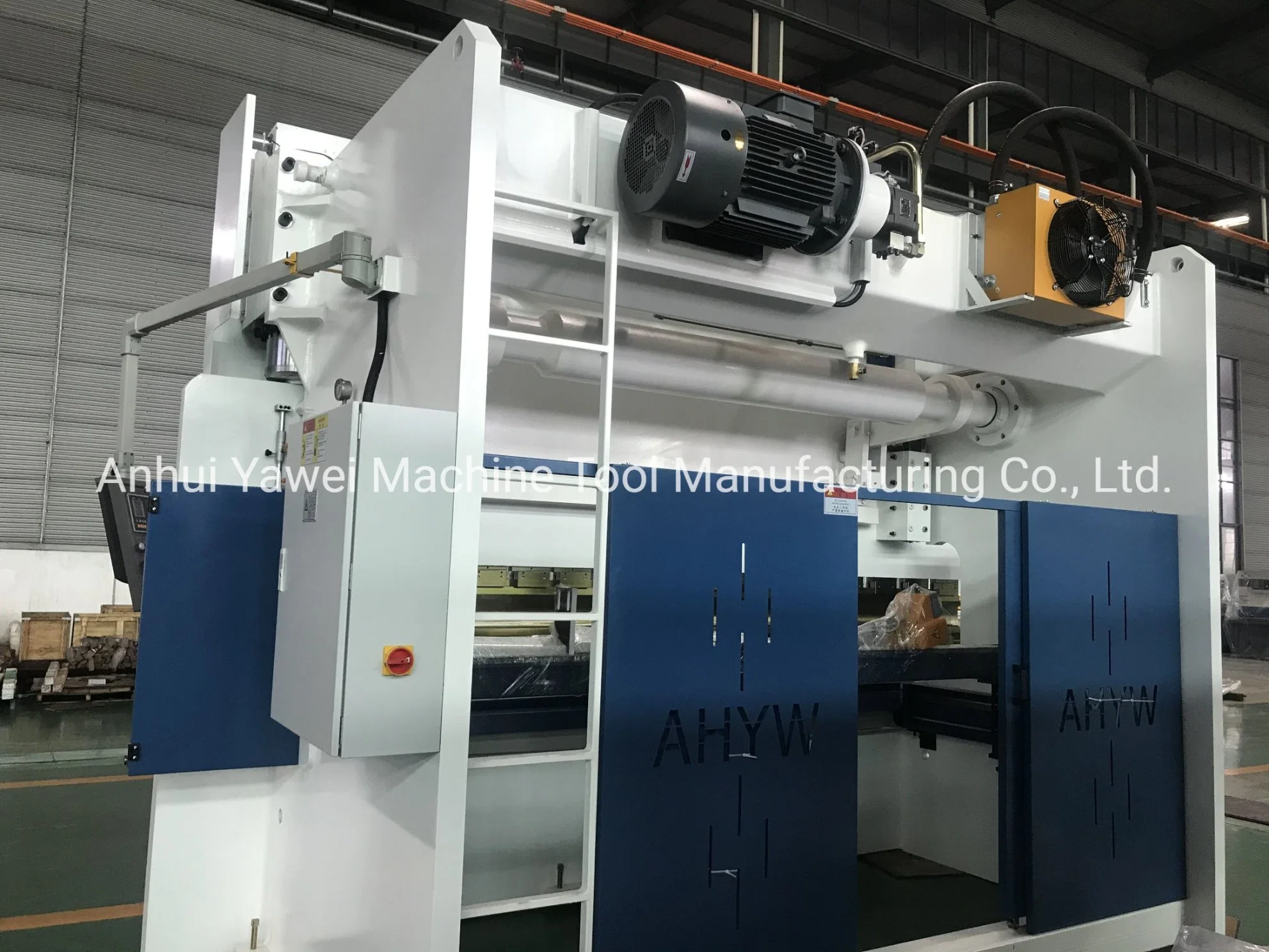 300t 4000 Sheet Metal CNC Hydraulic Bending Machine with E200