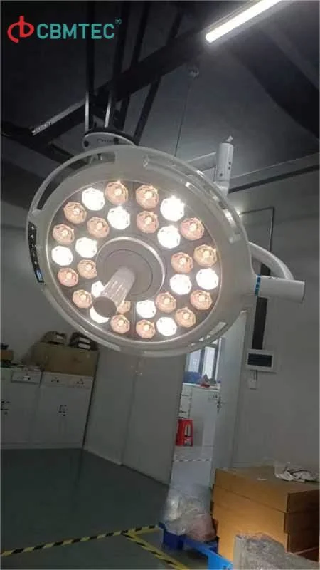 مؤشر LED جراحي خفيف الوزن على الجدار زاوية السقف الصمام الطبي للبيع الساخن مصباح فحص ثدي الأسنان الفموي