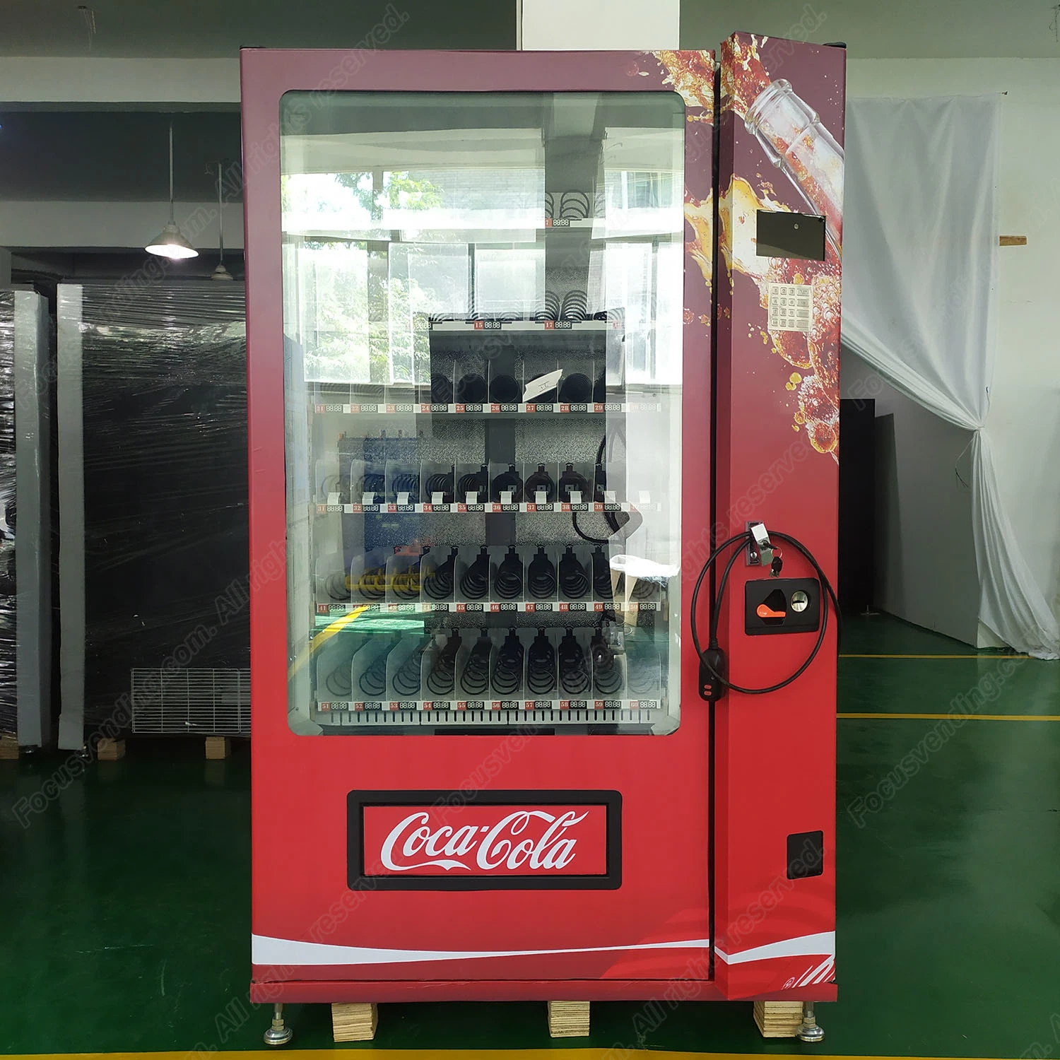 24-Stunden Smart Service bequeme Getränkeautomat mit Kühlsystem