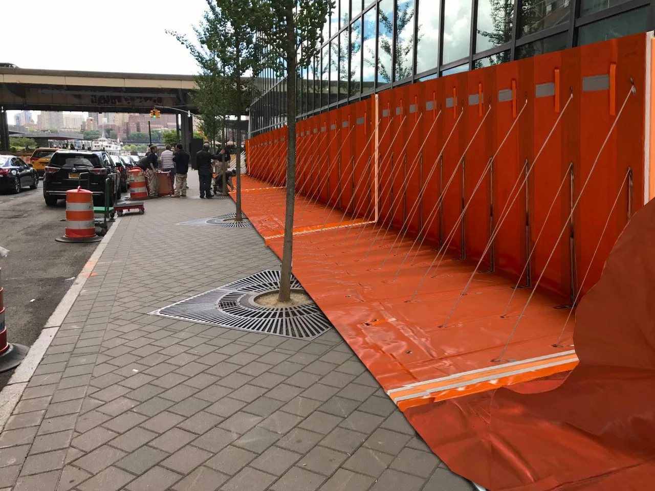 Litong New Model Flood Control Barrier 1.8m High Customized Removable PVC Mesh Coater Tarp Tear-Resistant Flood Barrier