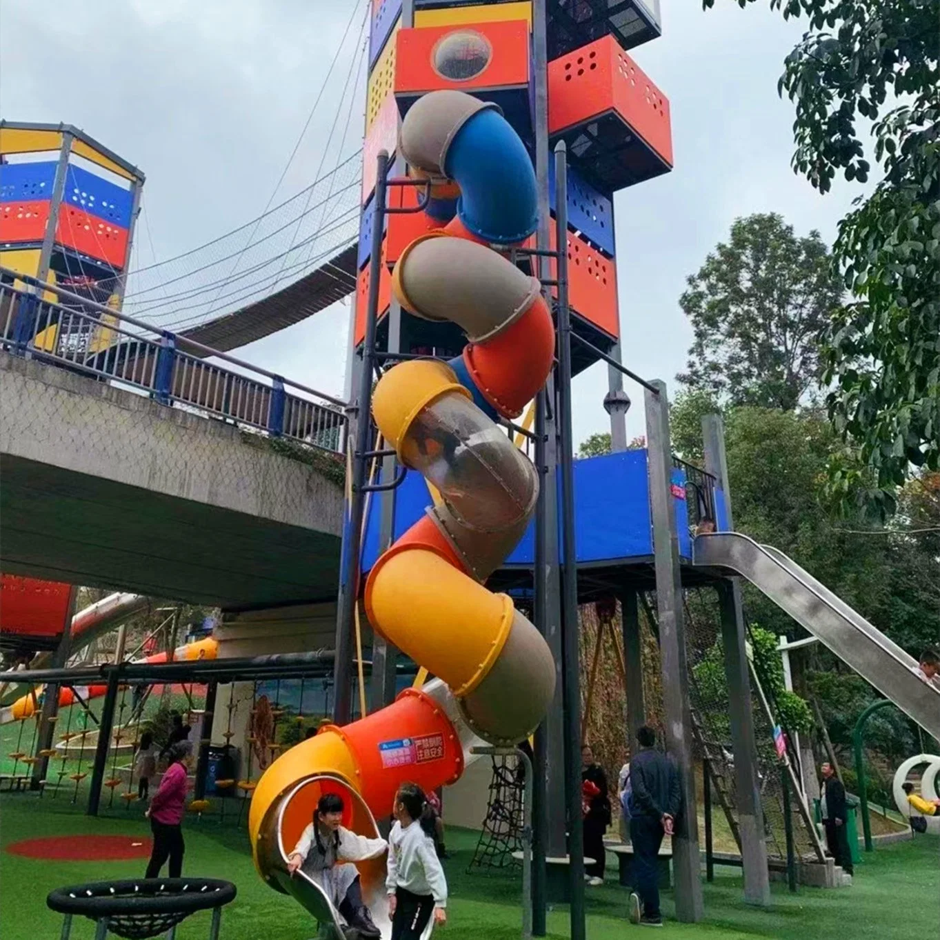 Park Slide Grande Estrutura de escalada equipamentos de playground para crianças personalizados FB12