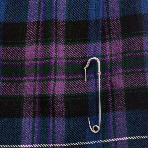 Les femmes de la longueur genou Kilt côté motif de vérification de la jupe en cuir de boucles