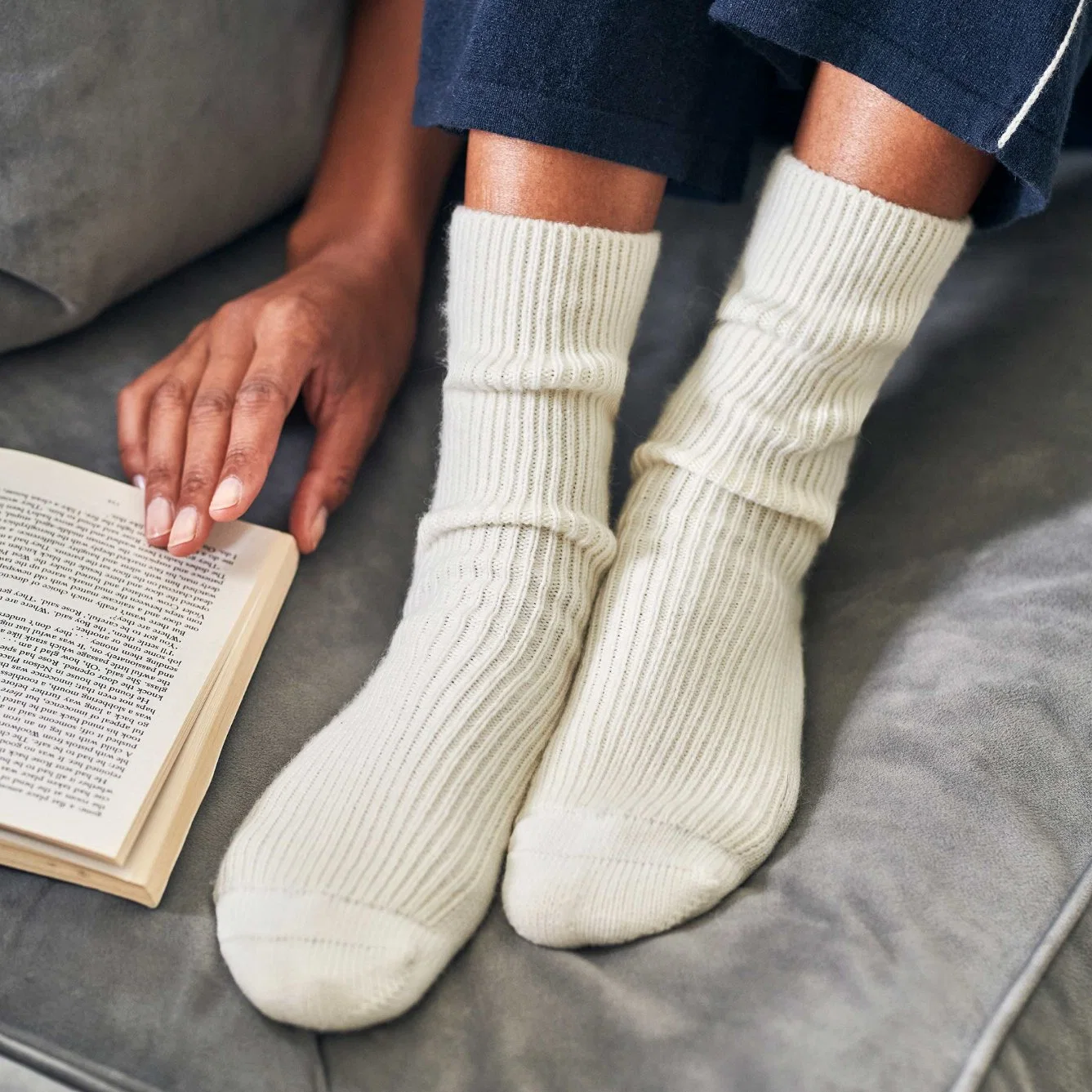 Chaussettes en laine mélangée côtelées pour femmes, accessoires de mode.