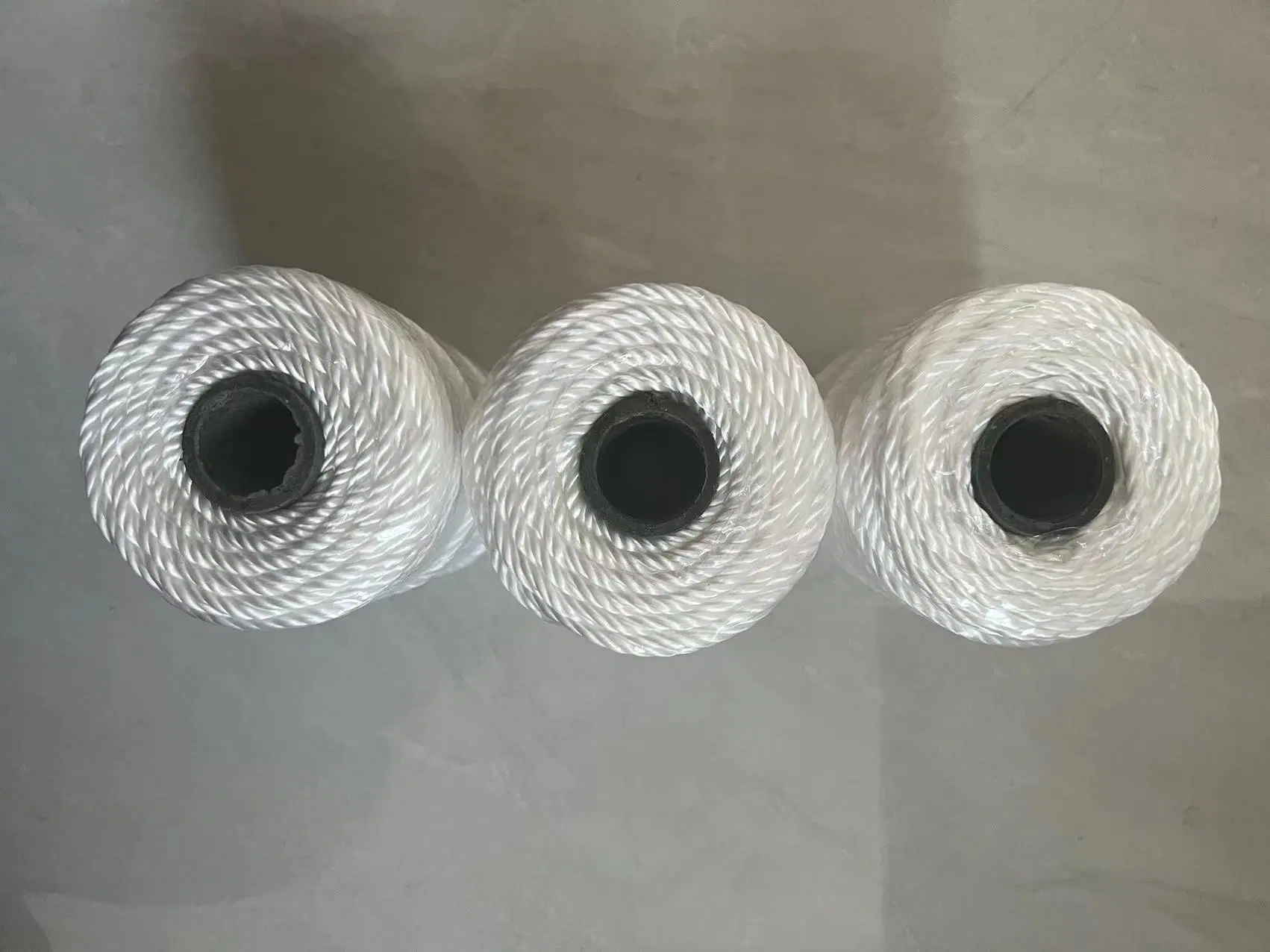 Hilo de nylon hilo PP la construcción de la cuerda de nylon hilo Mason pequeñas Embalaje del carrete de hilo de poliéster