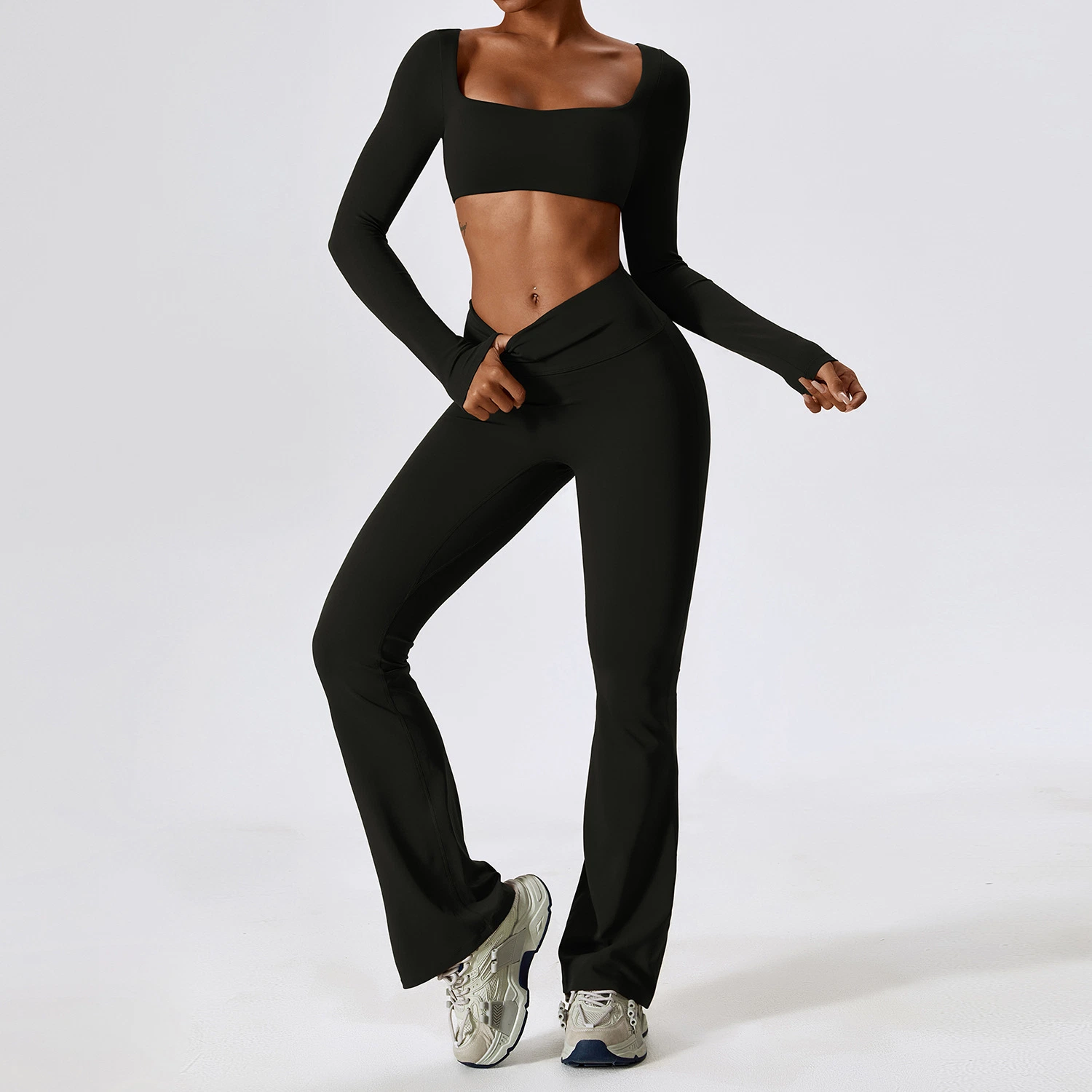 سروال يوغا إضافي مع ملابس رياضية عالية الجودة من OEM تمارين ذات حجم كبير مجموعات اللياقة البدنية للنساء