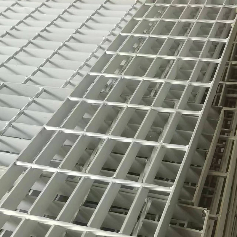 China Manufacturer Heavy Duty Hot Dipped Galvanized Steel Bar Grate Floor Walkway Grating