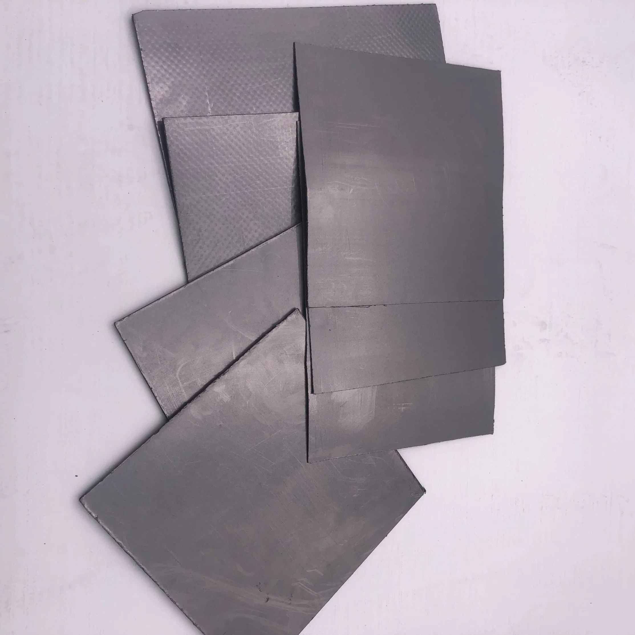 Fabricant de feuilles de graphite en gros feuille de graphite mince de 2mm pour électricité Puissance