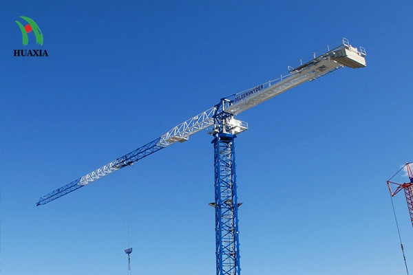 China Famous Brand Mobile Self Erecting Tower Crane with 6 Ton Lifting Capacity