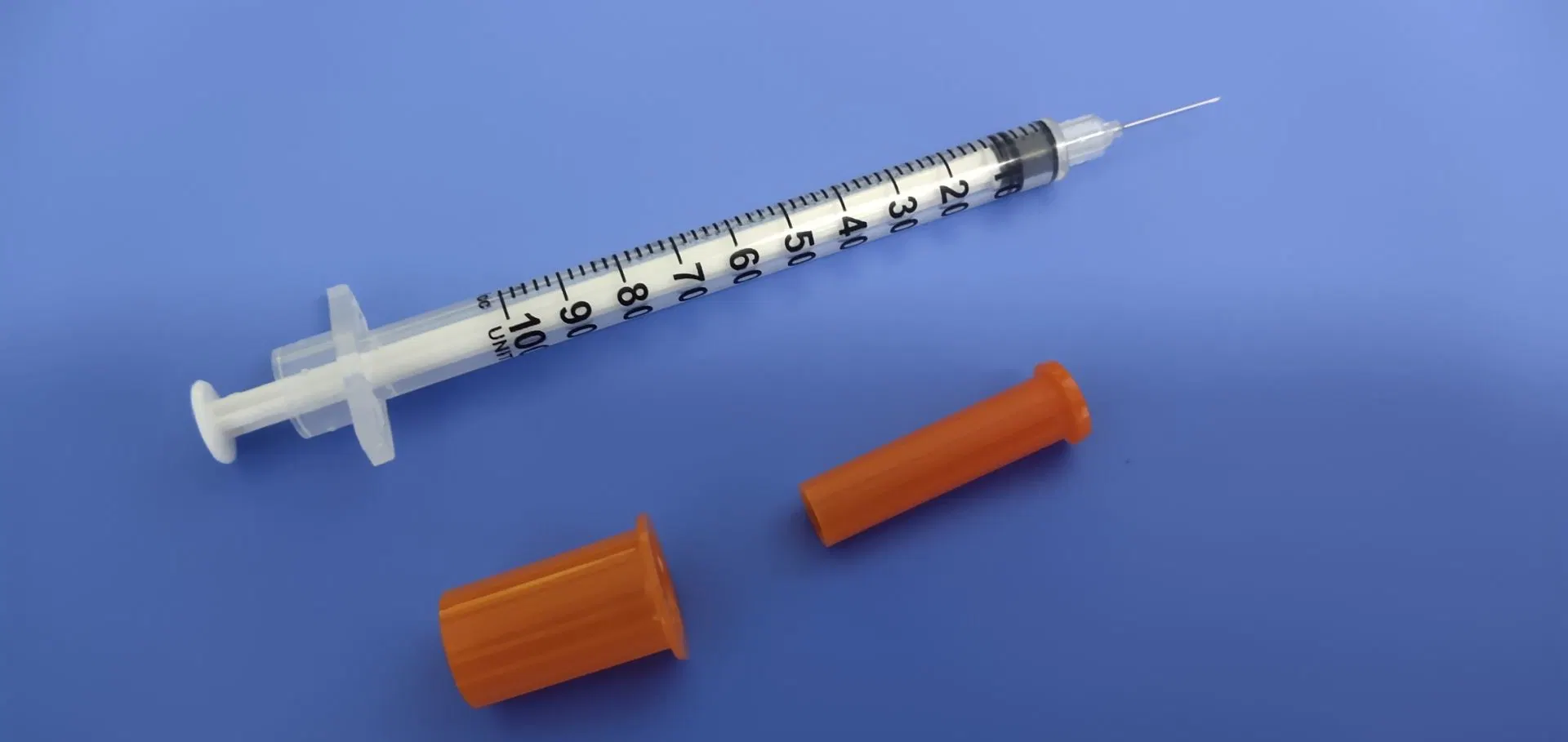 1ml Insulin Syringe 1cc Disposable Insulin Syringe 100u with Needle for Injection Medical Supplies Medical Consumables with CE ISO Free Sale Certificate