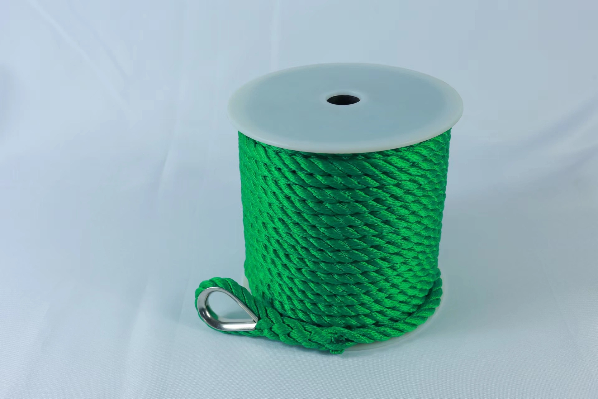 Spot Hot Selling! PE / PP / Polyester / Nylon 3 / 4 / 6 / 8 / 24 / 32 Double Knitting and Twist for Fishing / Ocean / Packaging