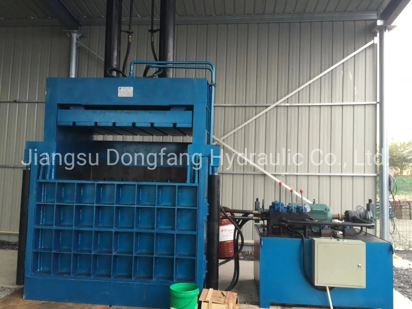 Y82-160 Vertical Type Steel Compressing Machine Hydraulic Baling Press