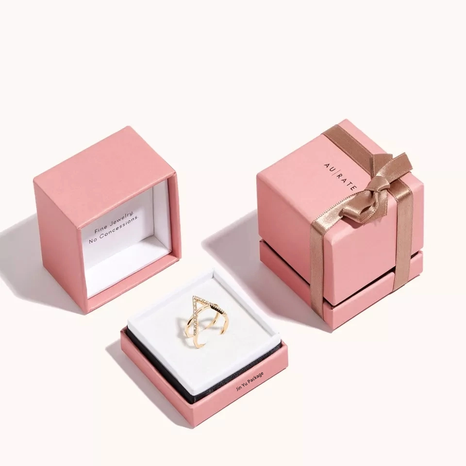 Papel personalizado elegante cor rosa impressão cor anel oferta embalagem Jóias Caixas por grosso