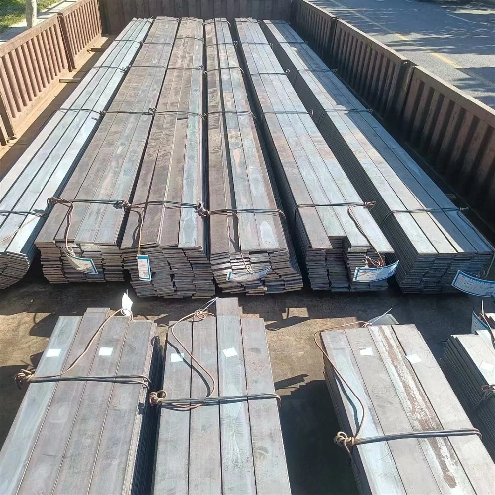 Laminado en Caliente la norma ASTM A36 St37-2 S235JR SS400 304 316 4140 4340 metal galvanizado hierro Inoxidable acero al carbono forjado leve palanquilla cuadrada de acero barra plana redonda