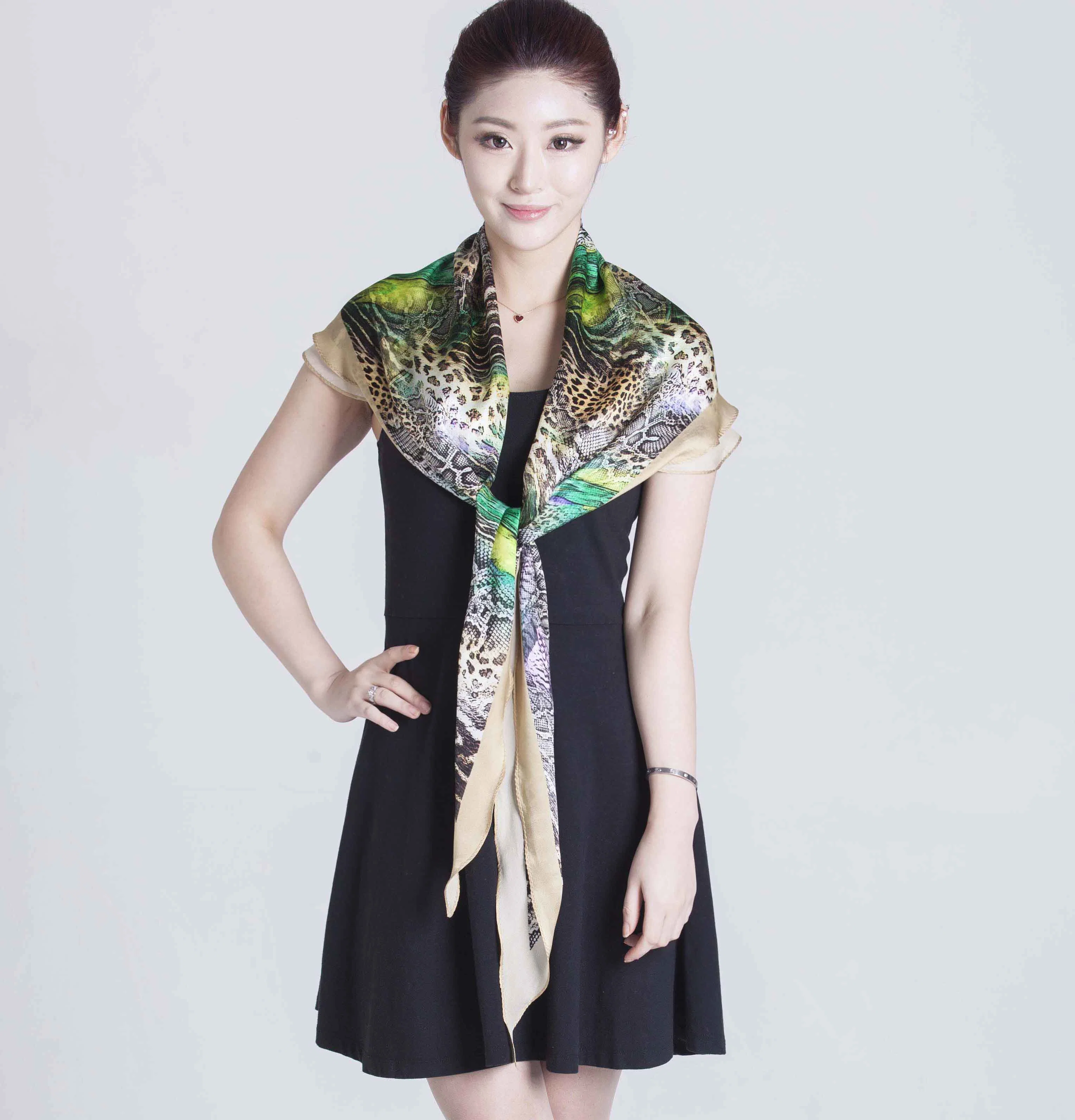 Leopard Printed Kashgar-100% Silk Scarf for Fashion Ladies
