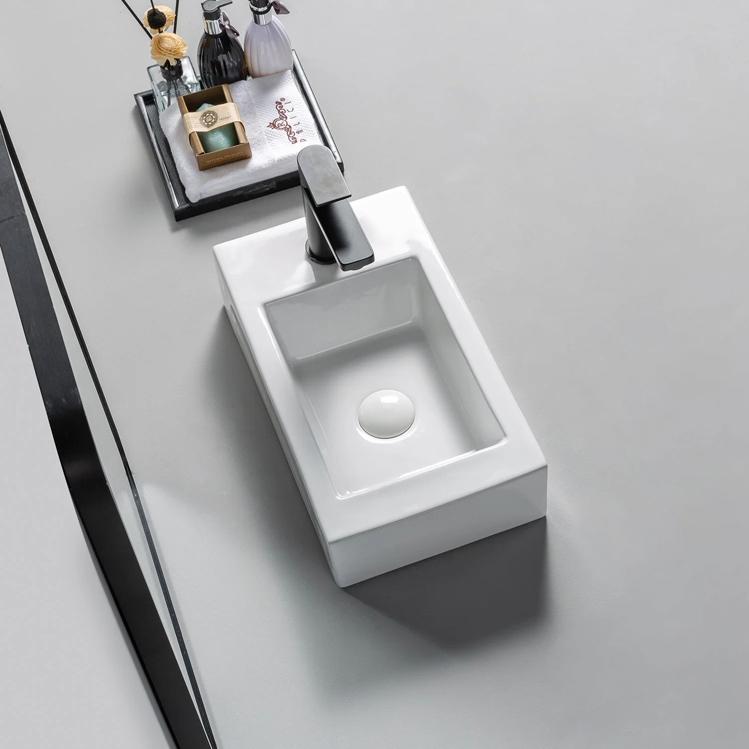 Commercial Ceramic Sanitary Ware Public Bathroom Sinks Round Shape Table Top Wash Basin for Hotel