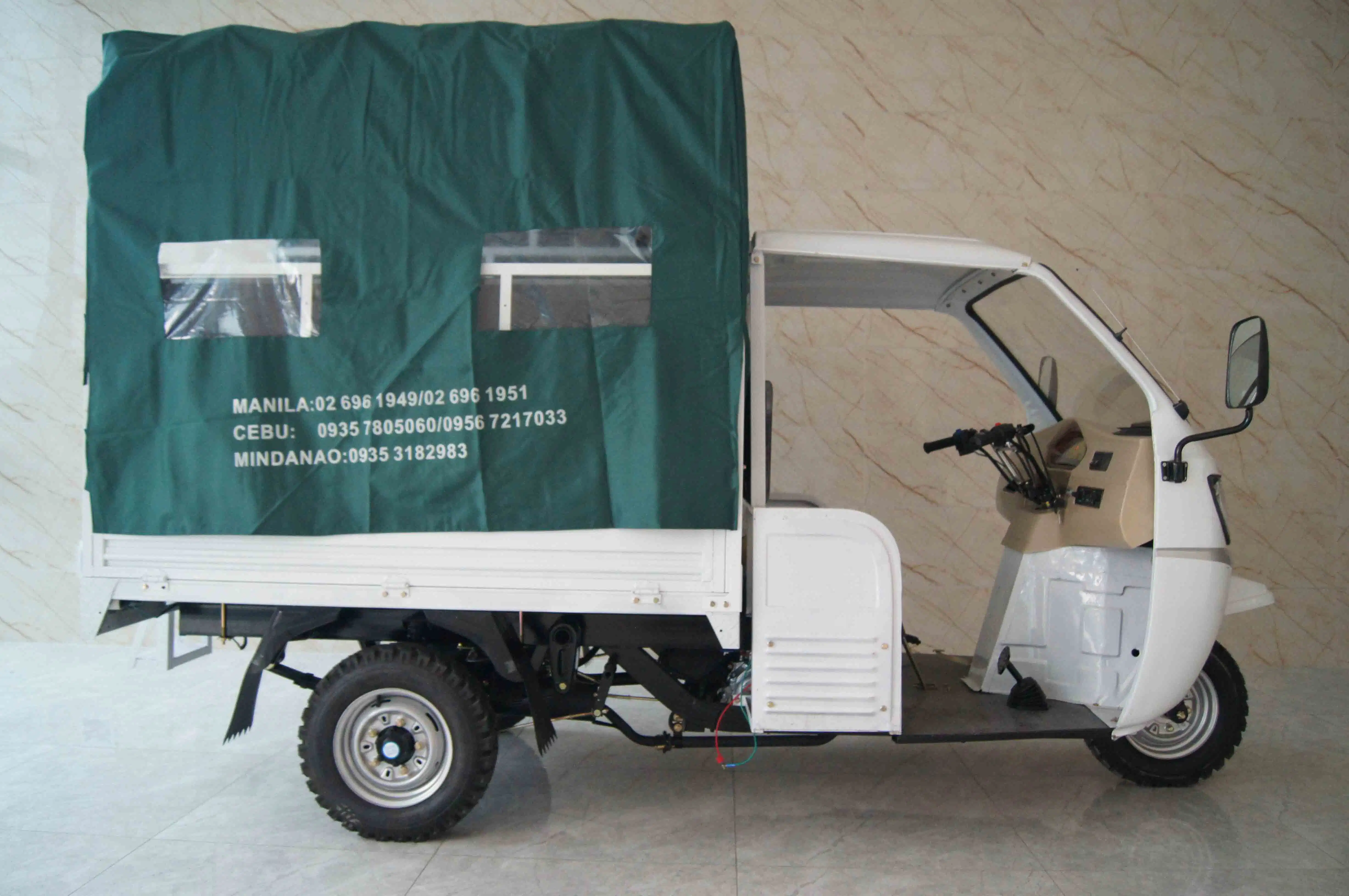 Fuel Gasoline Cargo Loader Tricycle Auto Rickshaw Passenger Three Wheel Motorcycle