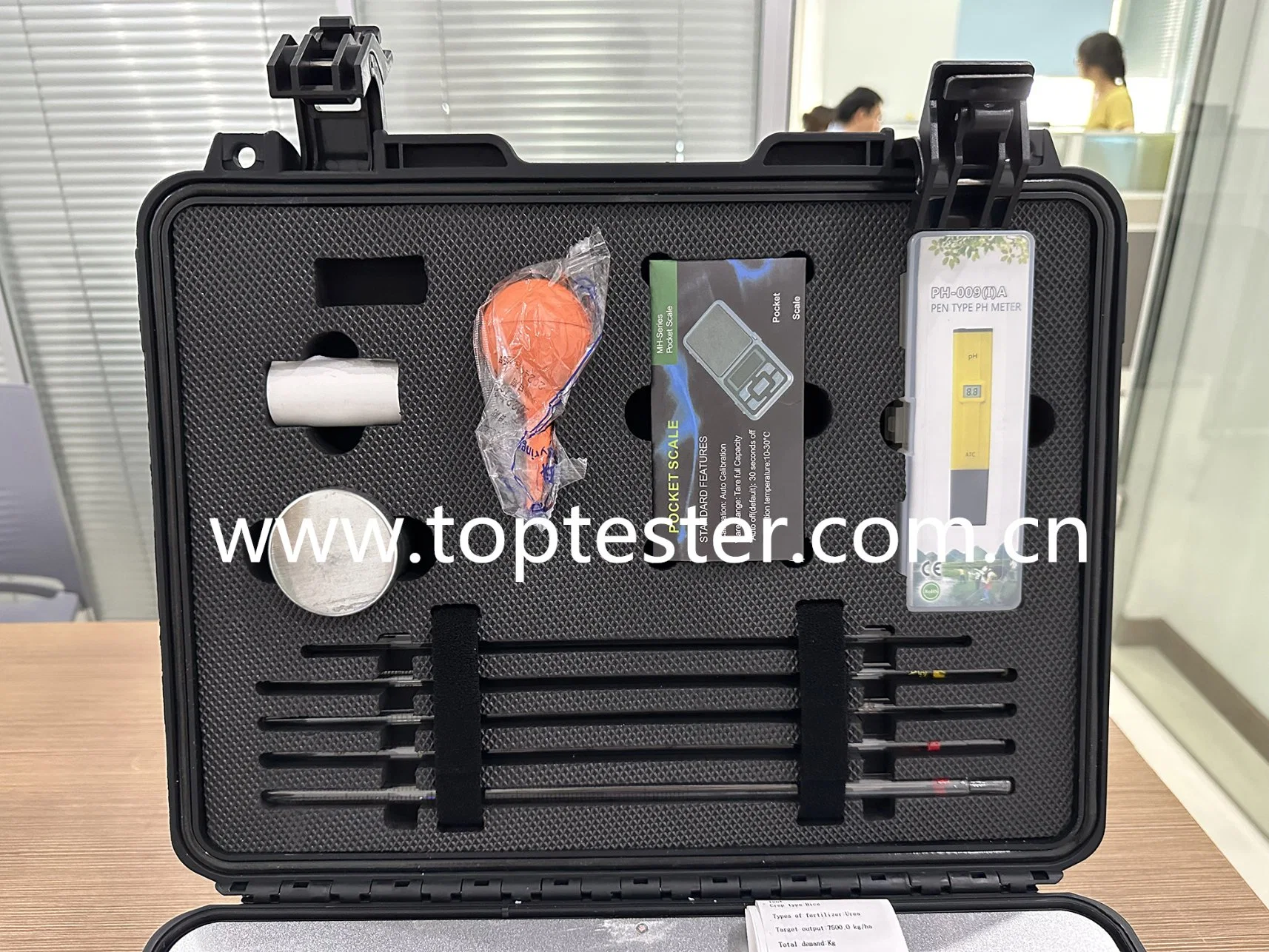 Tp-Gt4 Multiparameter Soil Analyzer for Fertilizers