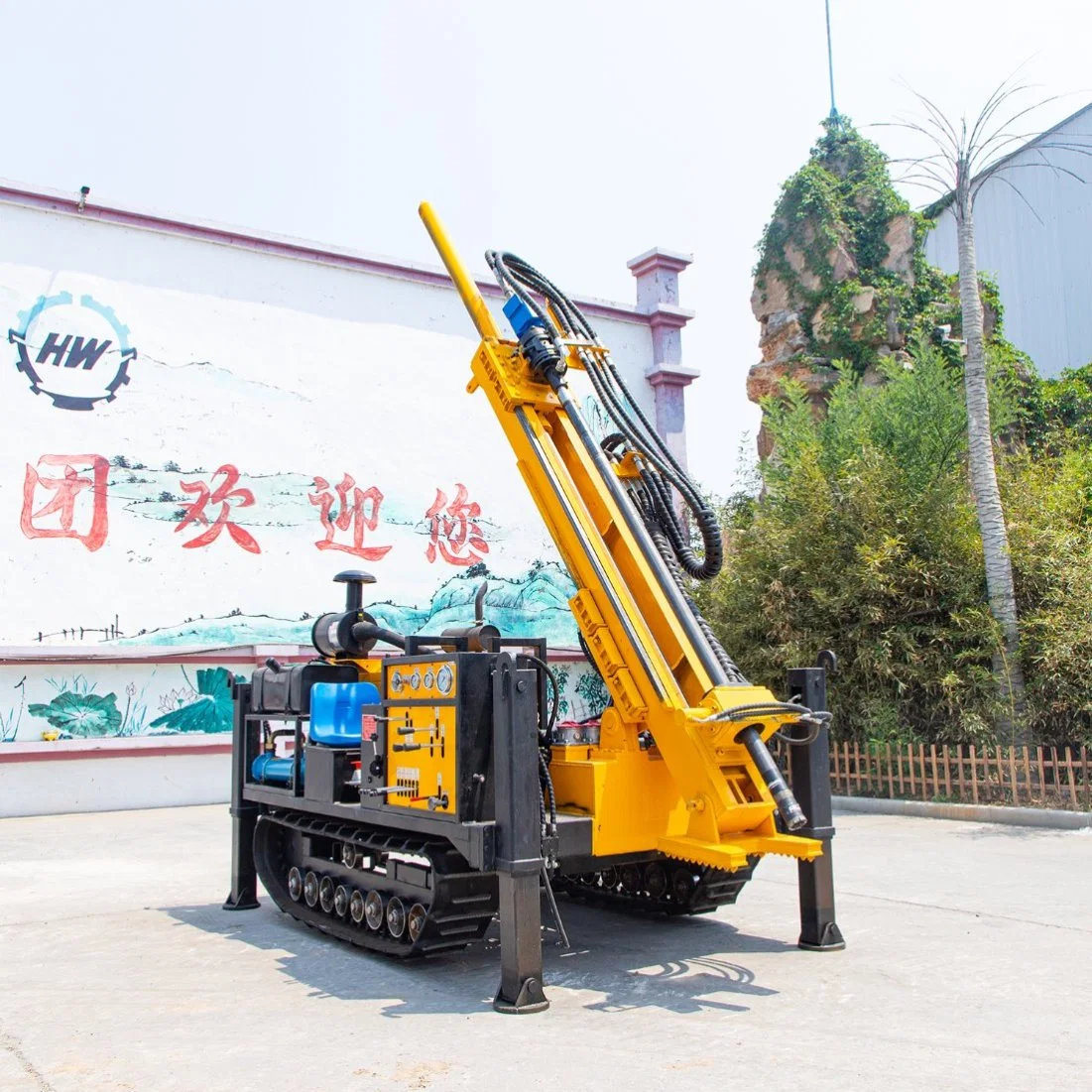 Factory Hydraulic Crawler Core Drilling Machine for Geological Exploration