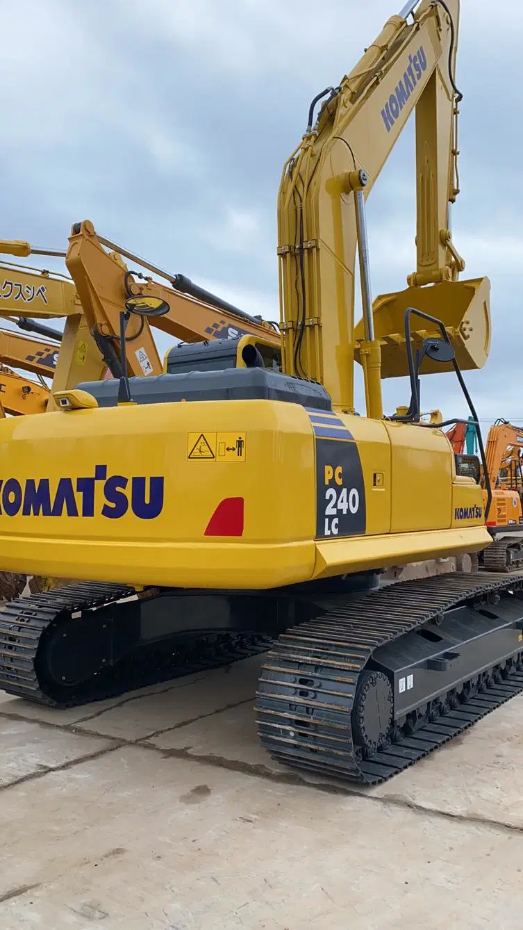 الأداء الممتاز 24T يستخدم كزحاف Komatsu PC240-7 24T PC240 PC200-8 حفار