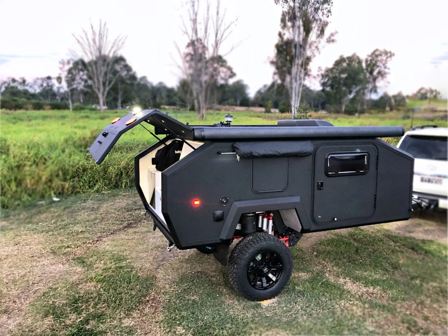 Kleiner Pop-up Off Road Teardrop Camping Anhänger mit Zelt Zum Verkauf