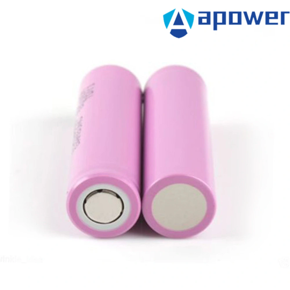 High Capacity Rechargeable 2600mAh Icr18650 3.7V Li- Ion Battery for Camera