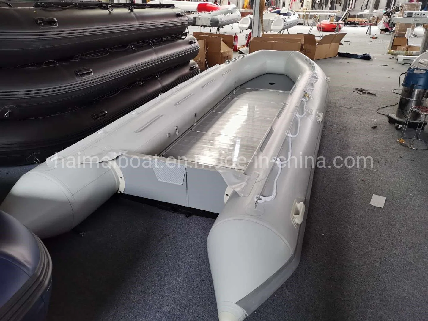Fabricant de bateaux de la Chine 19,6 ft 6M Produit de sports nautiques Hypalon Inflatable la ligne de Bateau Bateau de pêche Bateau de sauvetage maritime offre bateau Panga Bateau Bateau de patrouille avec la CE
