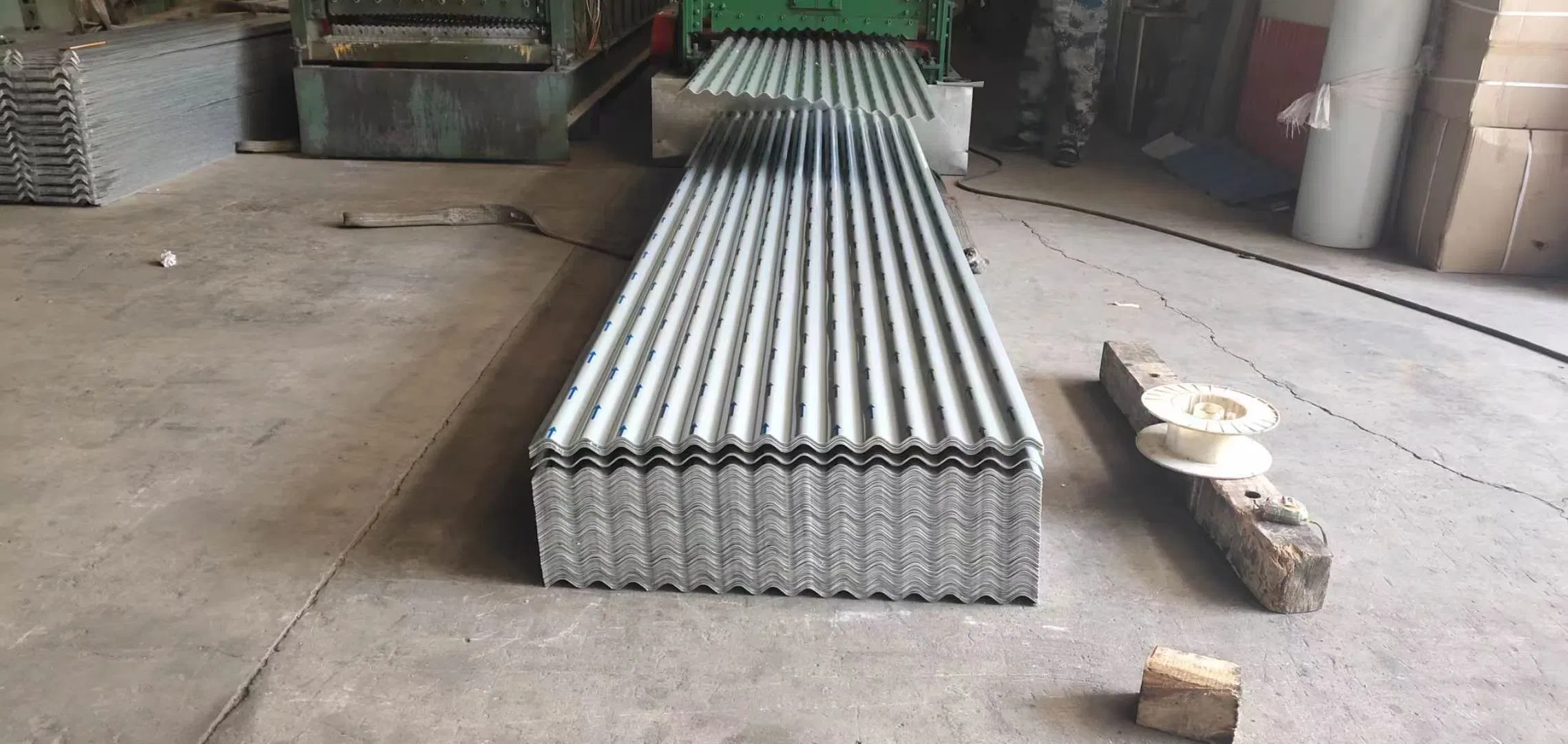 Z100g Dx51d DC01 Roofing Sheet Corrugated Plate Bearing Plate