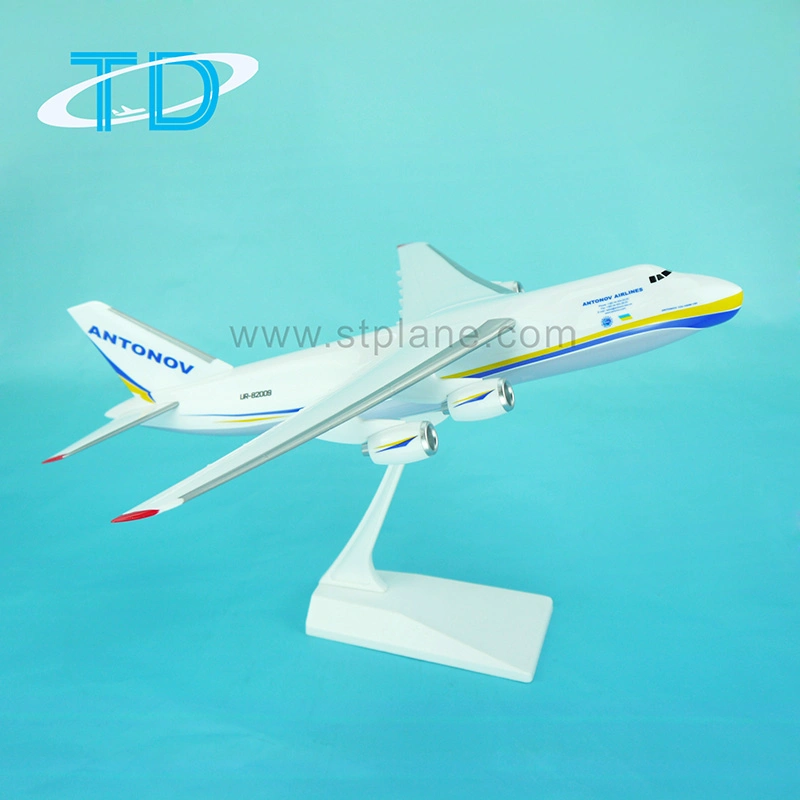 Un Antonov-124 a escala 1: 200 34cm de la fabricación de moldes de plástico en Shantou