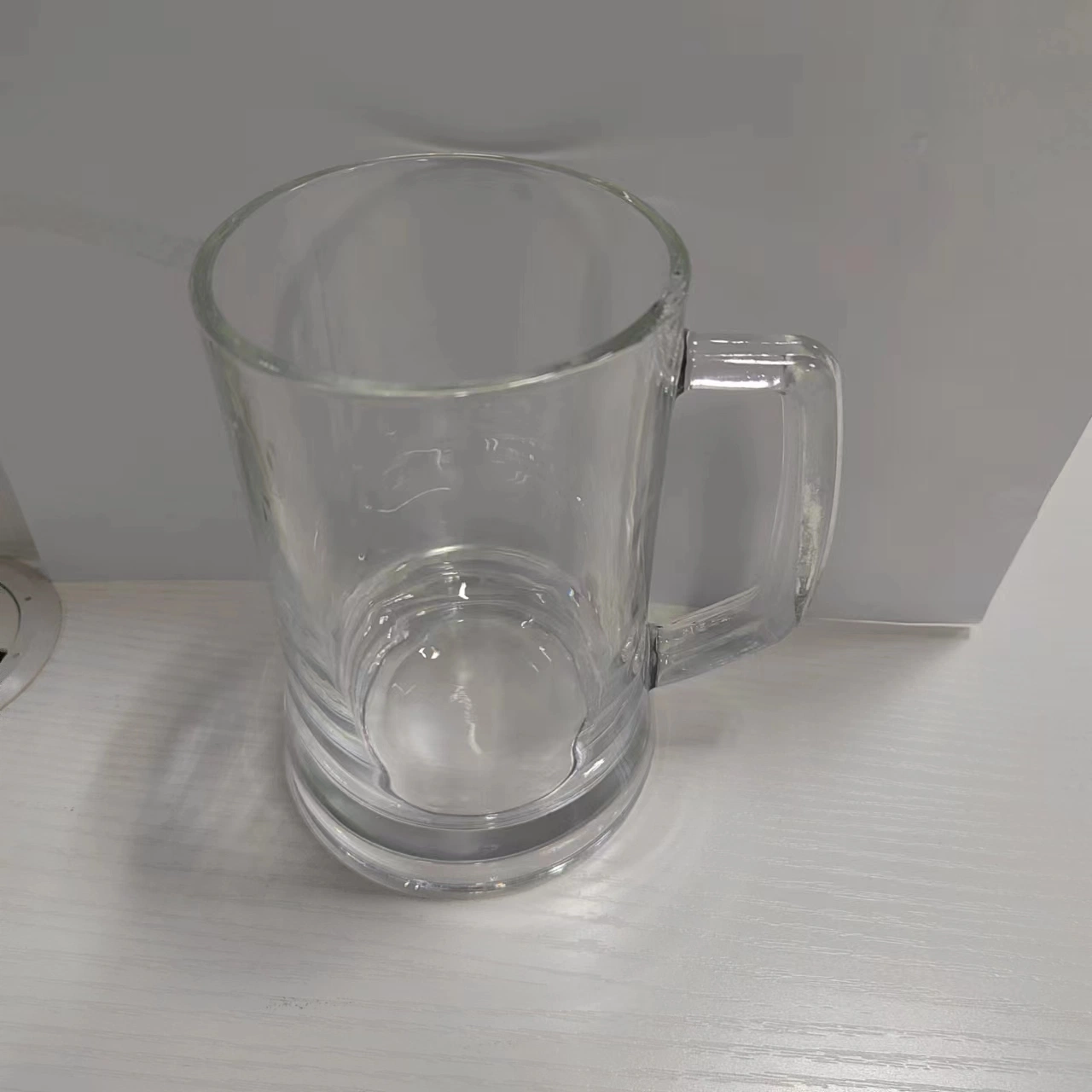 Custom Lead-Free Transparent 650ml Beer Glass Cup Mug for Restaurant Bar Party