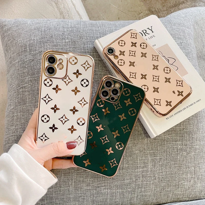 Electrochapado 8plus Apple 12 Mobile Phone Case Phone11 Anti-Fall R Femenina Xsmax All-inclusive 7 Conjuntos de E Soft 6-Hole Mobile Phone Case.