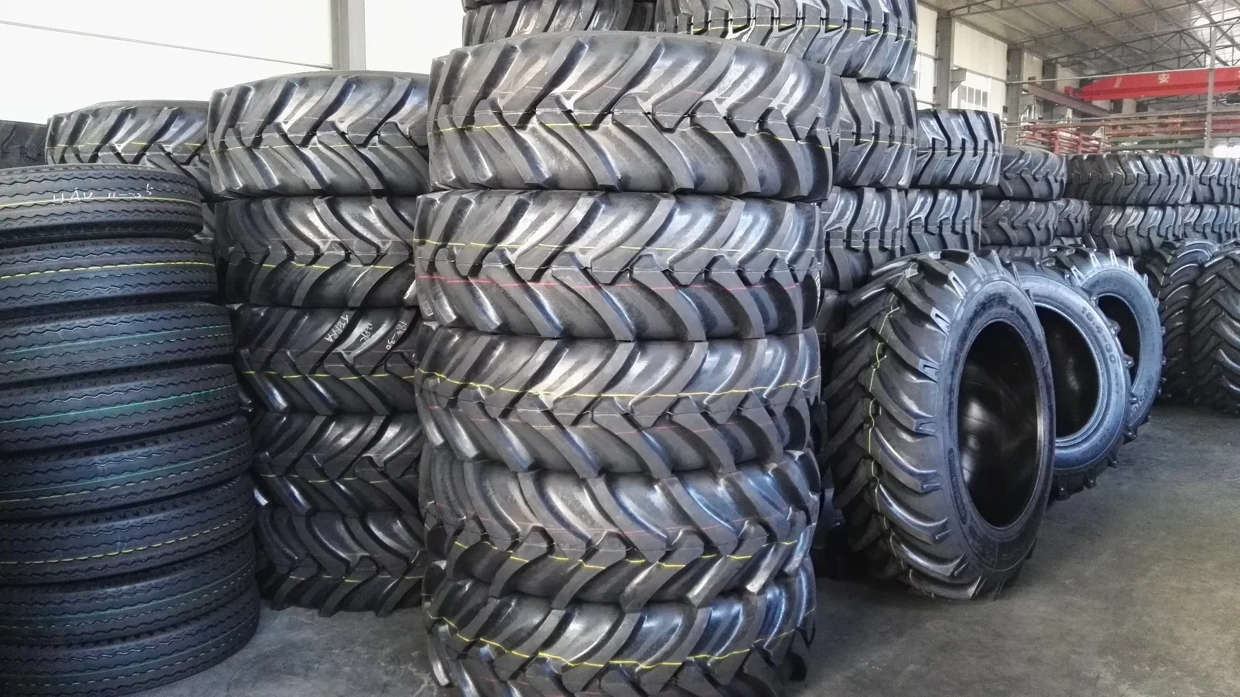 Tyre Manufacturer R1 Pattern Bias Agricultural Tyre 12.4-24 Tractor Tyre