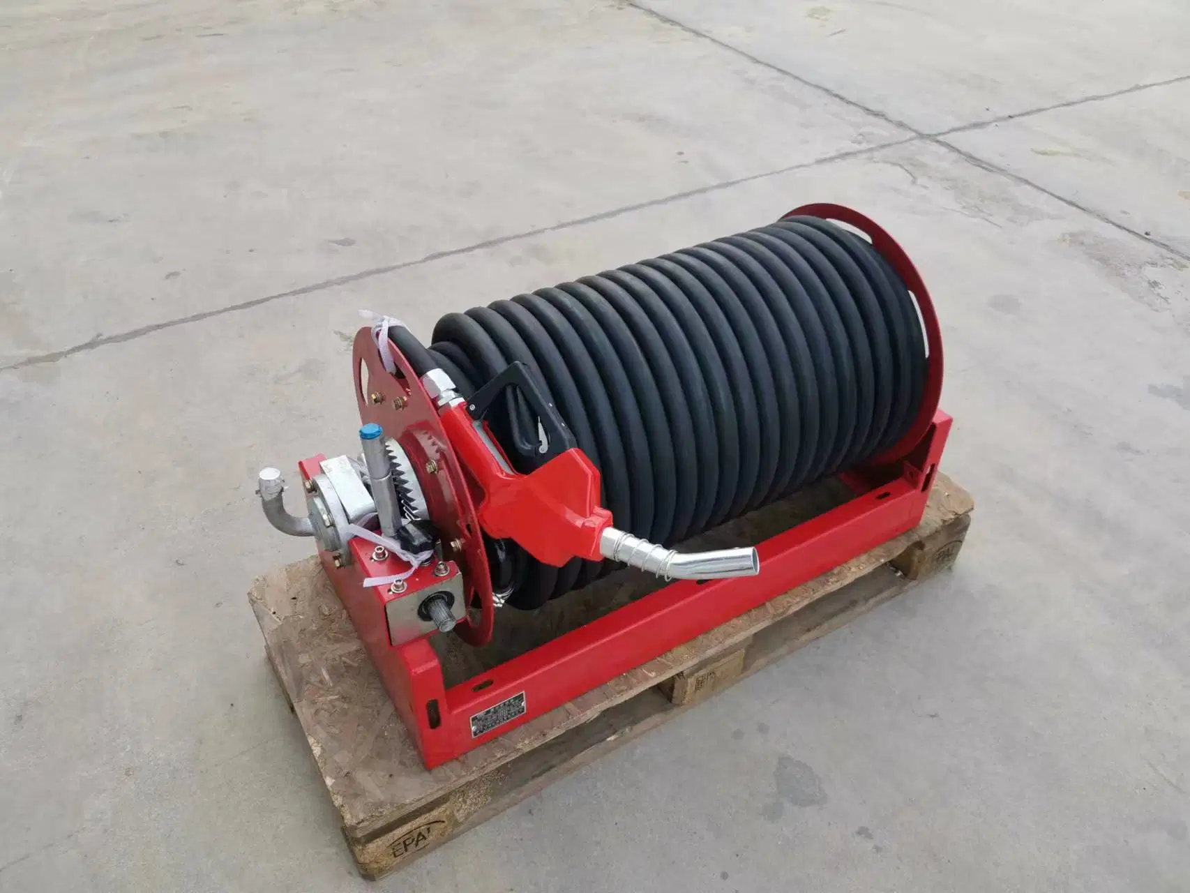 Chinese Manufacturers Produce Fuel Dispensers Using 1 Inch 45 Meter Hose Reels