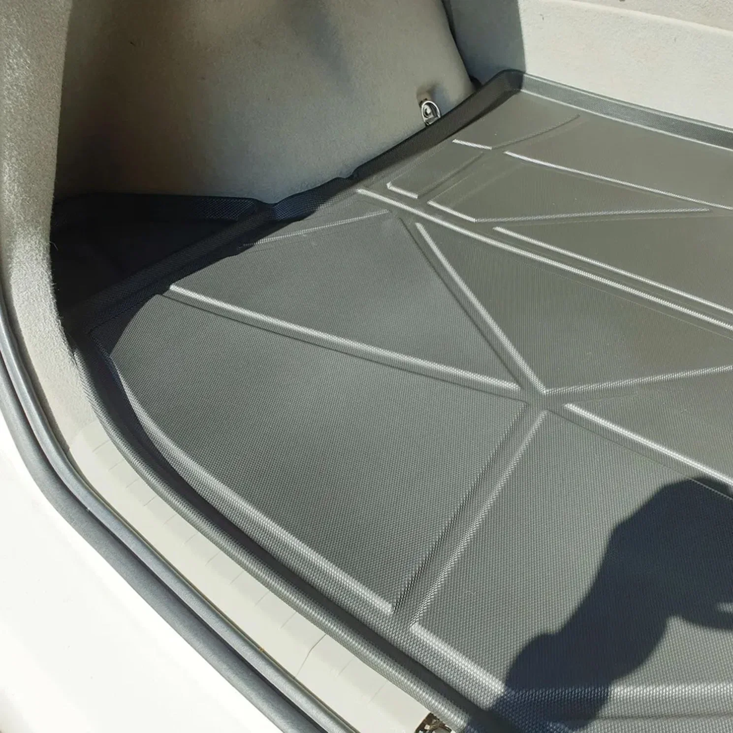 Коврики для задних багажников Toyota Prius