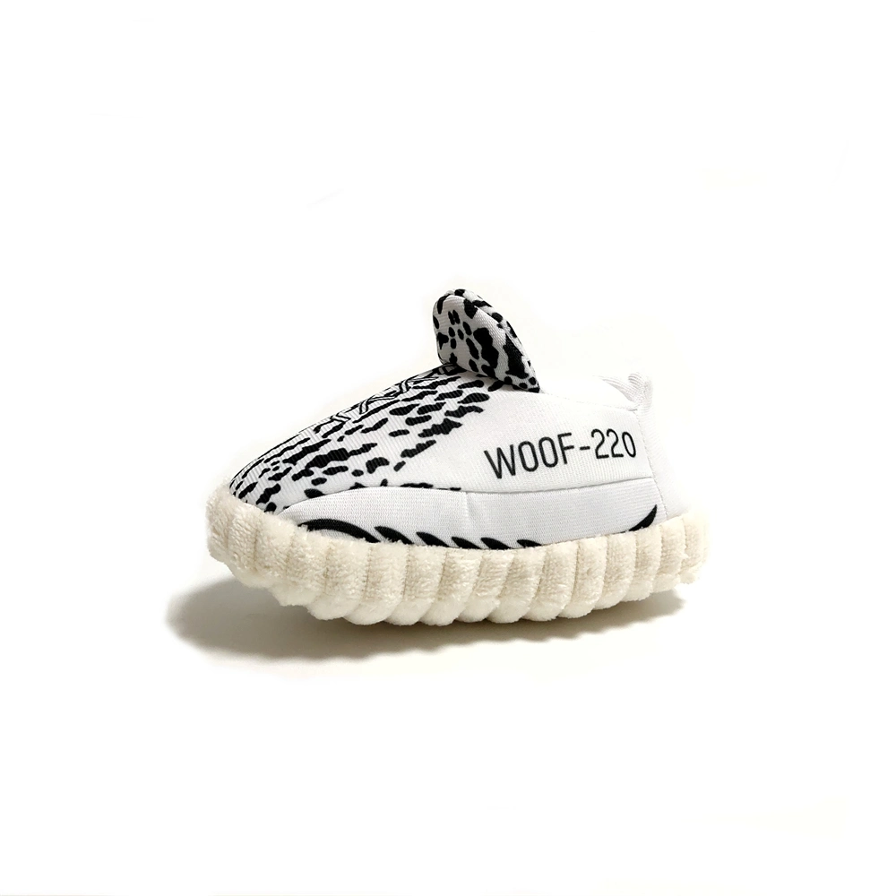 El diseño de zapatillas de peluche Yeezy Peluche personalizado Squeaker dog toys