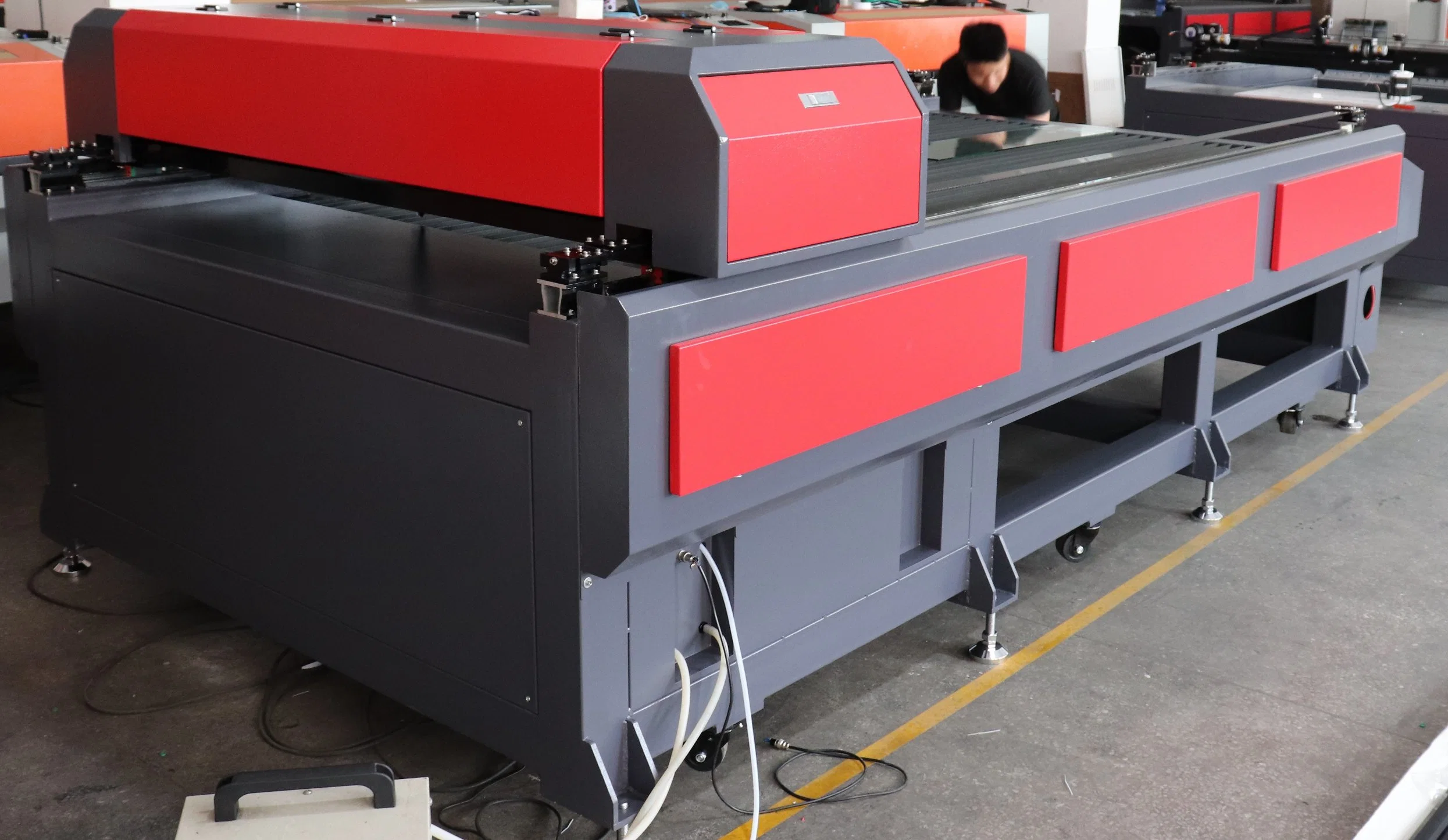 Lihua Flatbed Cnc 1325 1630 300w 450w 600w 4x8 Laser Cutter For Cardboard Plastic Wood Acrylic