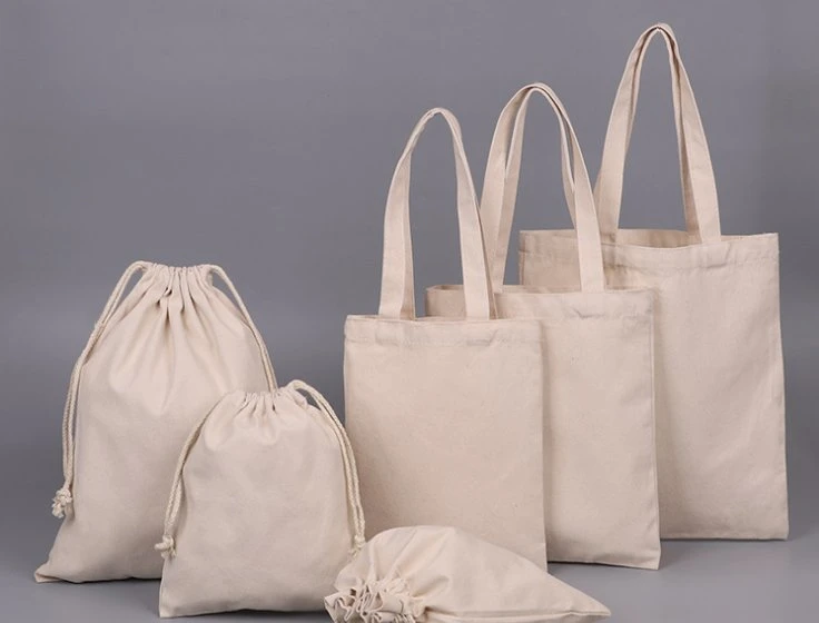 Sacs en toile de coton vierges et personnalisés pour la promotion, Sacs fourre-tout en coton réutilisables pour les courses avec logo imprimé personnalisé, Sac à dos avec cordon de serrage.