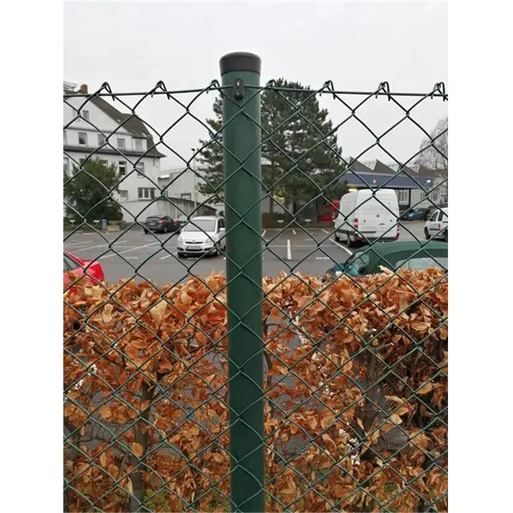 Hot Dipped Galvanized Cyclone Wire Fence 8FT Black Chain Link Fence Roll