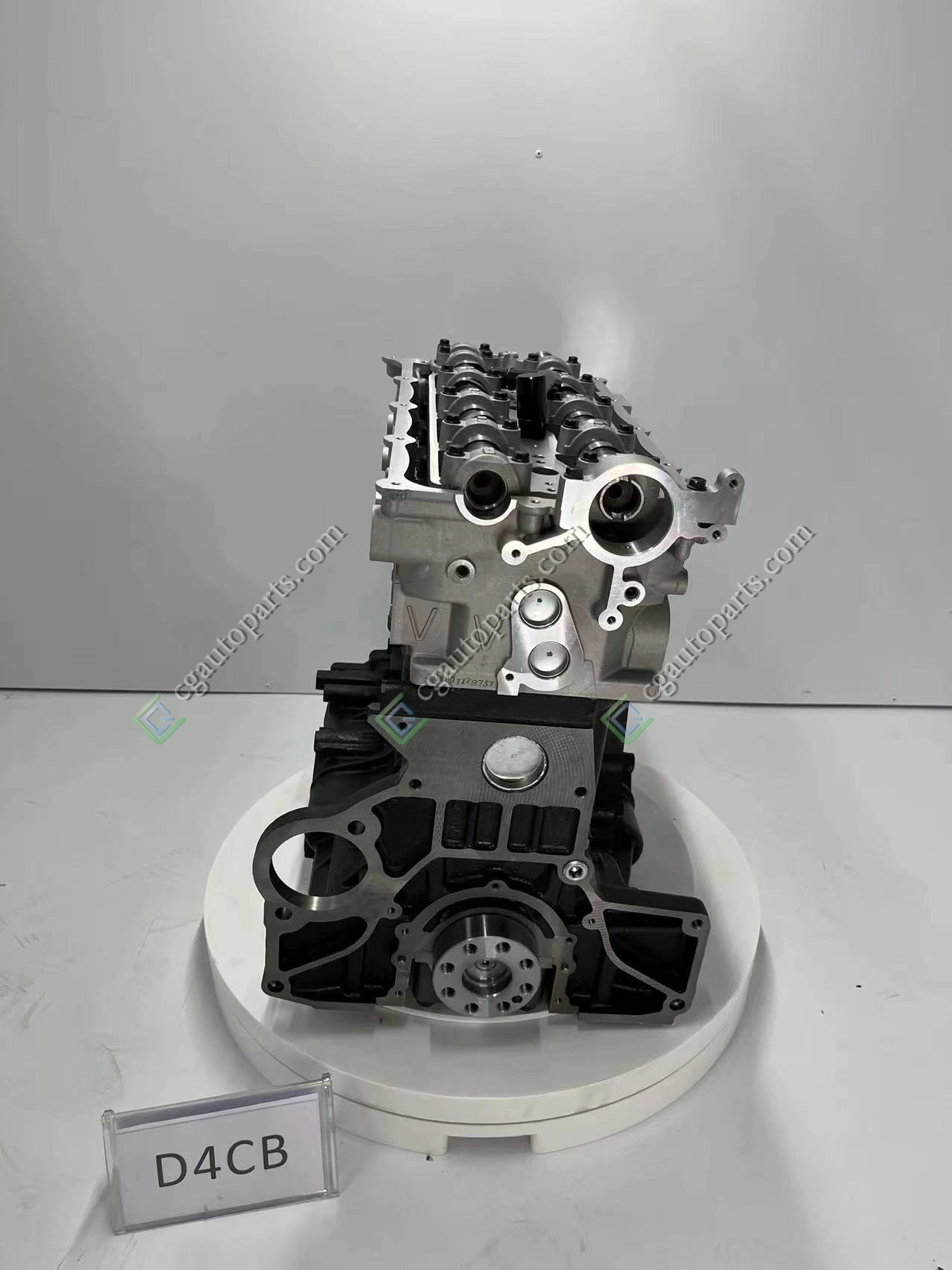 2.5L Turbo Diesel D4CB Engine for Hyundai H1 H2 H100 Porter Grand Starex KIA Sorento Bare Engine D4CB for Hyundai Starex 2.5crdi Engine Long Block